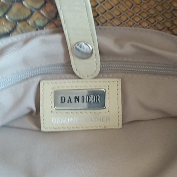 Purse and wallet Danier - Picture 2 of 5
